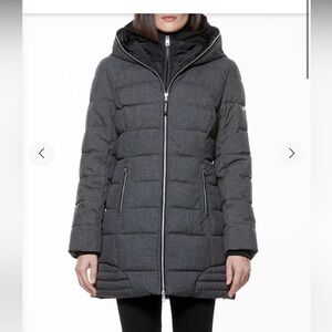 Brand new ookpik puffer